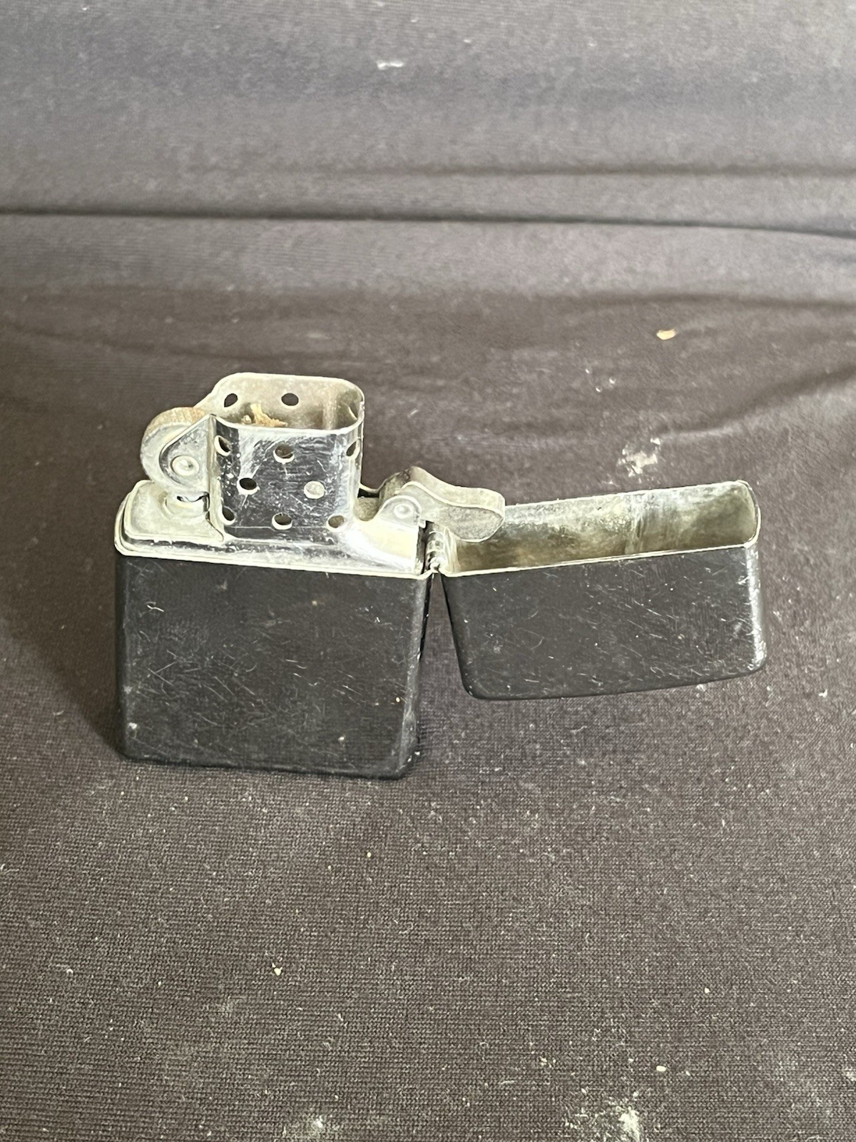 Zippo Lighter 250 Regular High Polish Chrome Made USA 2014 For Repair Only Wheel