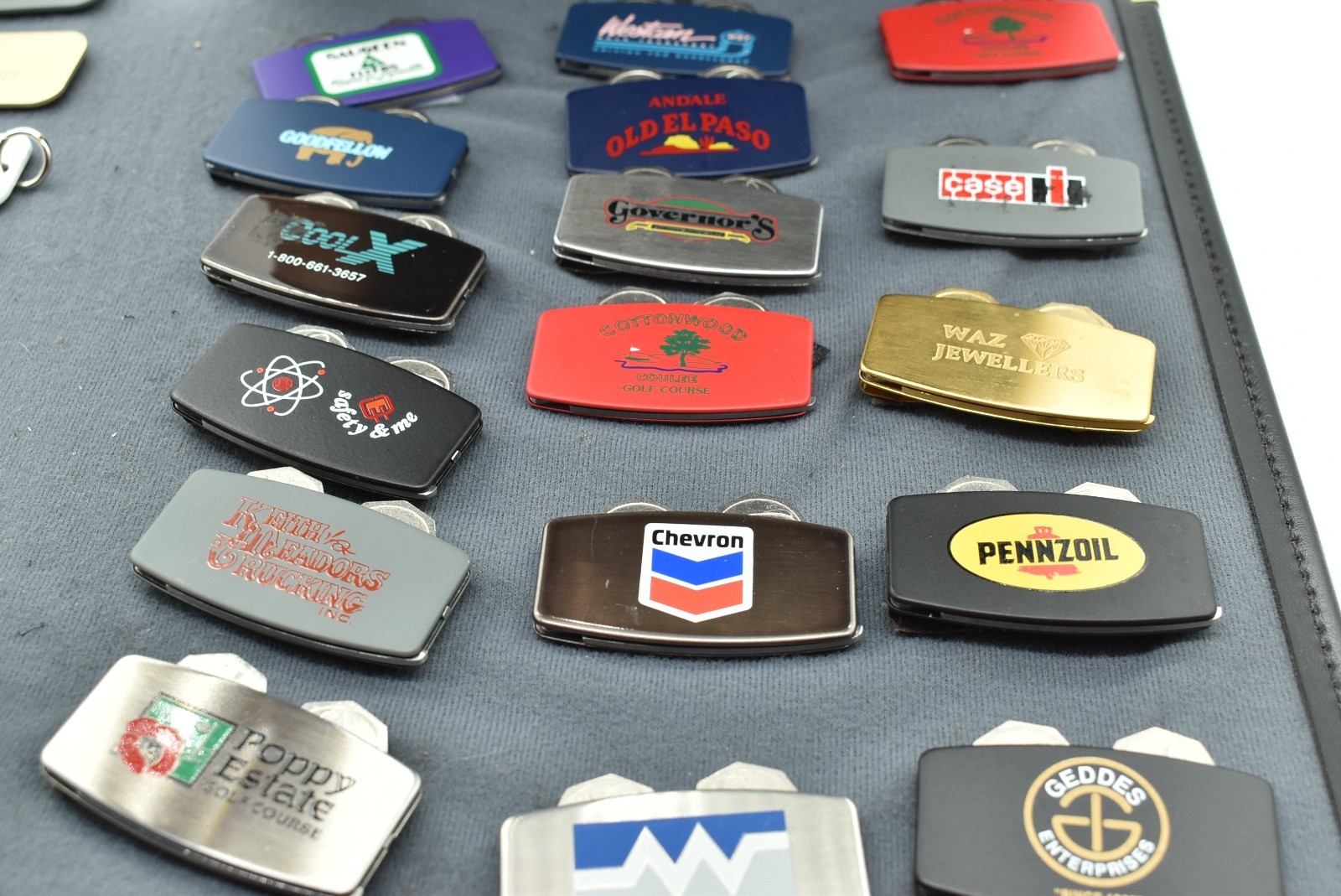 Zippo – SALESMAN SAMPLE KIT BOOK, Money Clips Keychain Golf Tools NEW x 41