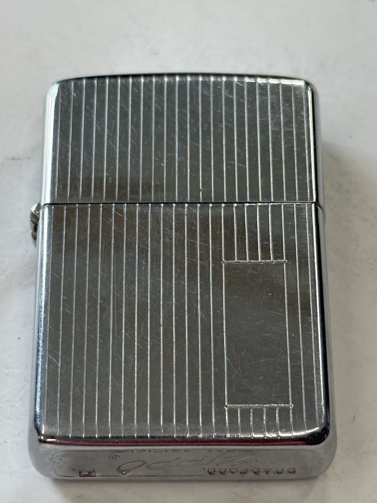 ZIPPO 1965 ENGINE TURNED NO MONOGRAM LIGHTER U265