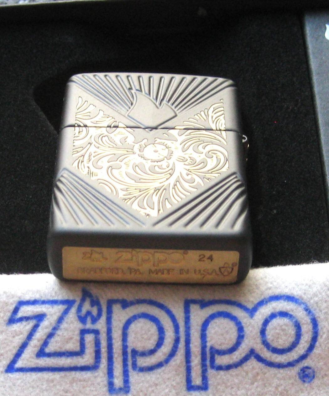 ZIPPO 360 AMERICAN Lighter 50 YRS of VENETIAN 40626 COLLECTIBLE OF YEAR 2024