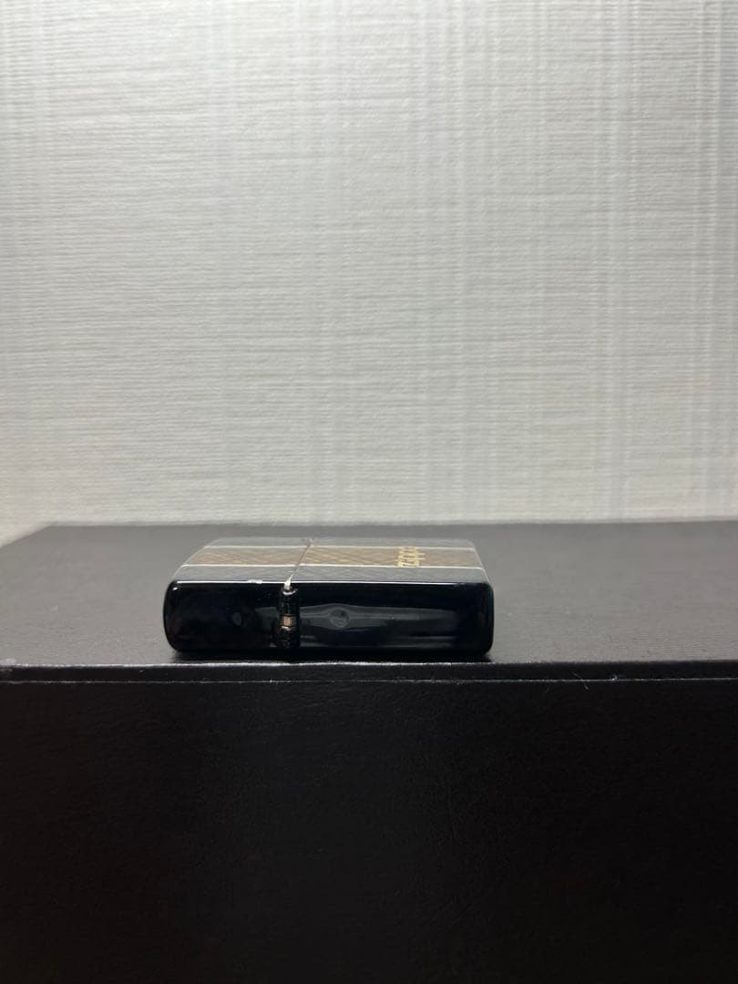 ZIPPO: GFL (Glass Lacquer)