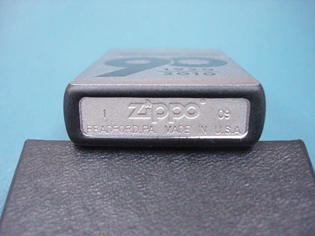 Drop Snap on 90th Anniversary Limited ZIPPO Lighter (BLACK SILVER HEIR LINE) 50.