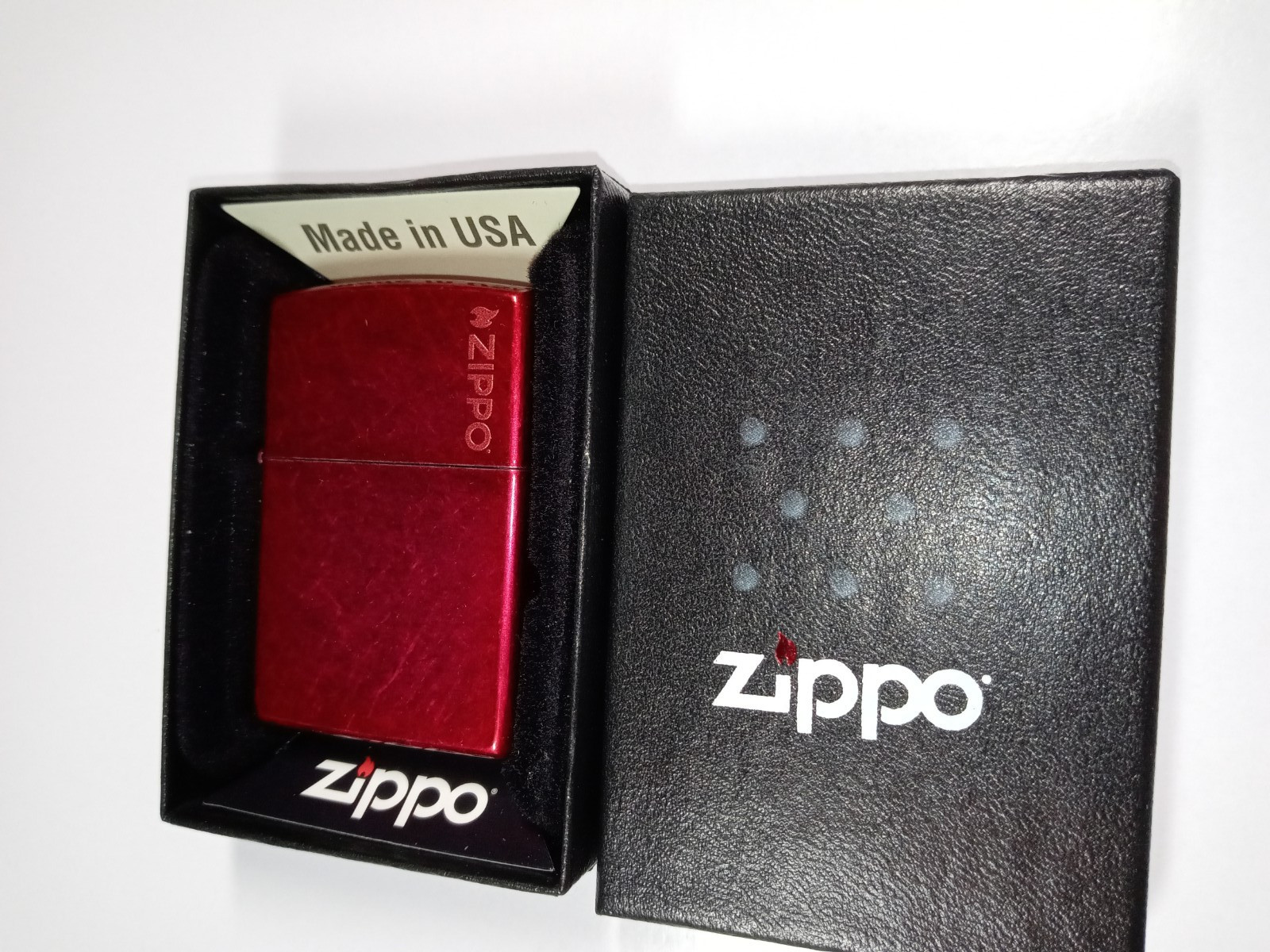 Zippo Lighter Classic Candy Apple Red #21063ZL