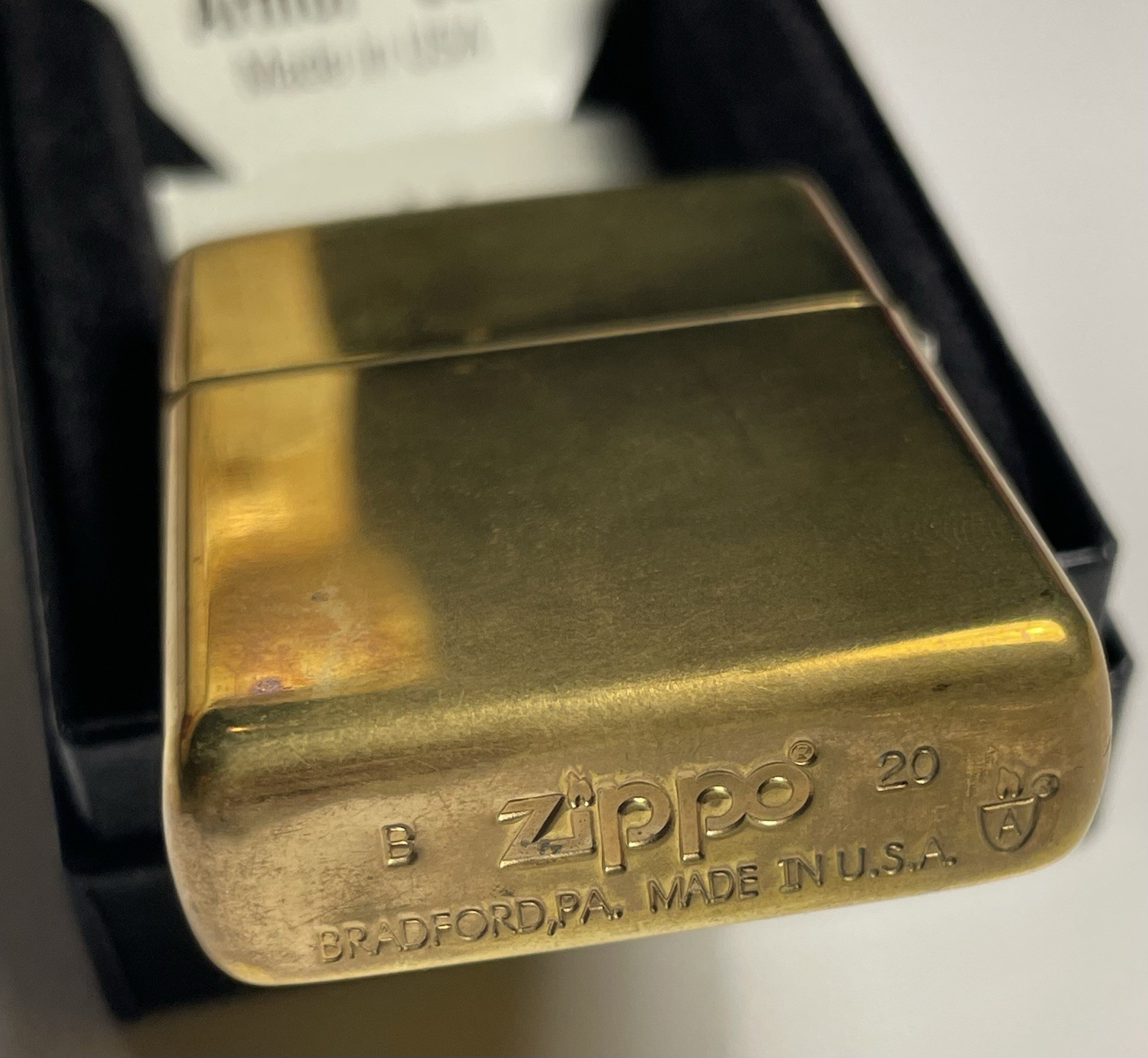 Used Case XX Logo Brushed Brass Windproof USA Zippo Lighter No fluid CASE knife