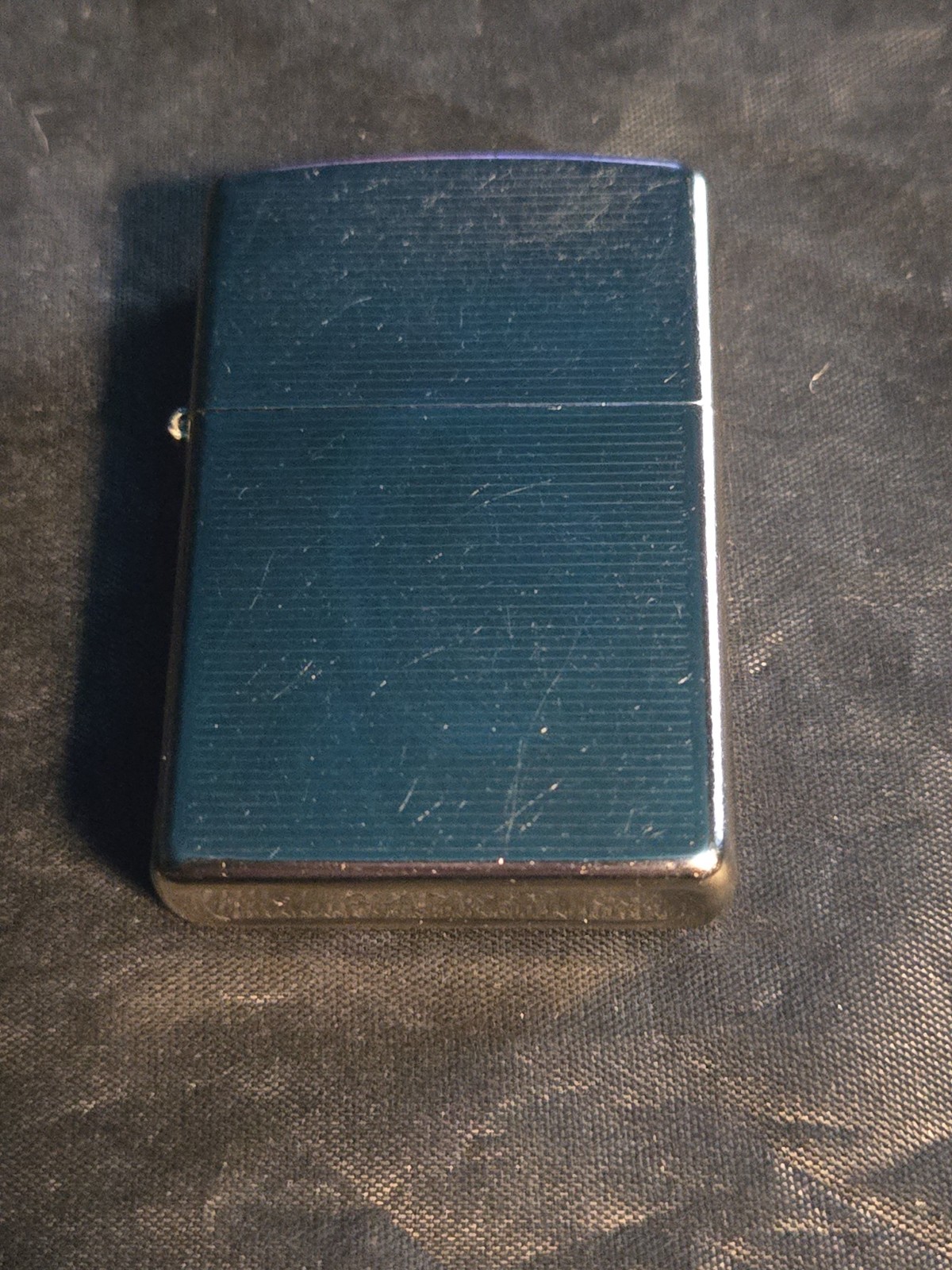 Zippo Fine Horizontal Line Lighter With Plastic Case 2006 Unused